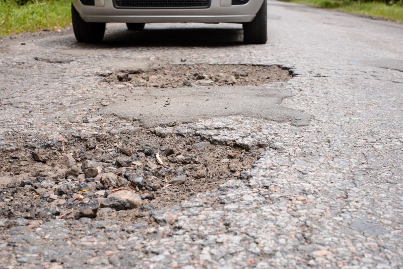 Asphalt Pothole Filling in Savannah, GA